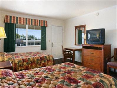 Americas Best Value Inn Hanford Zimmer foto