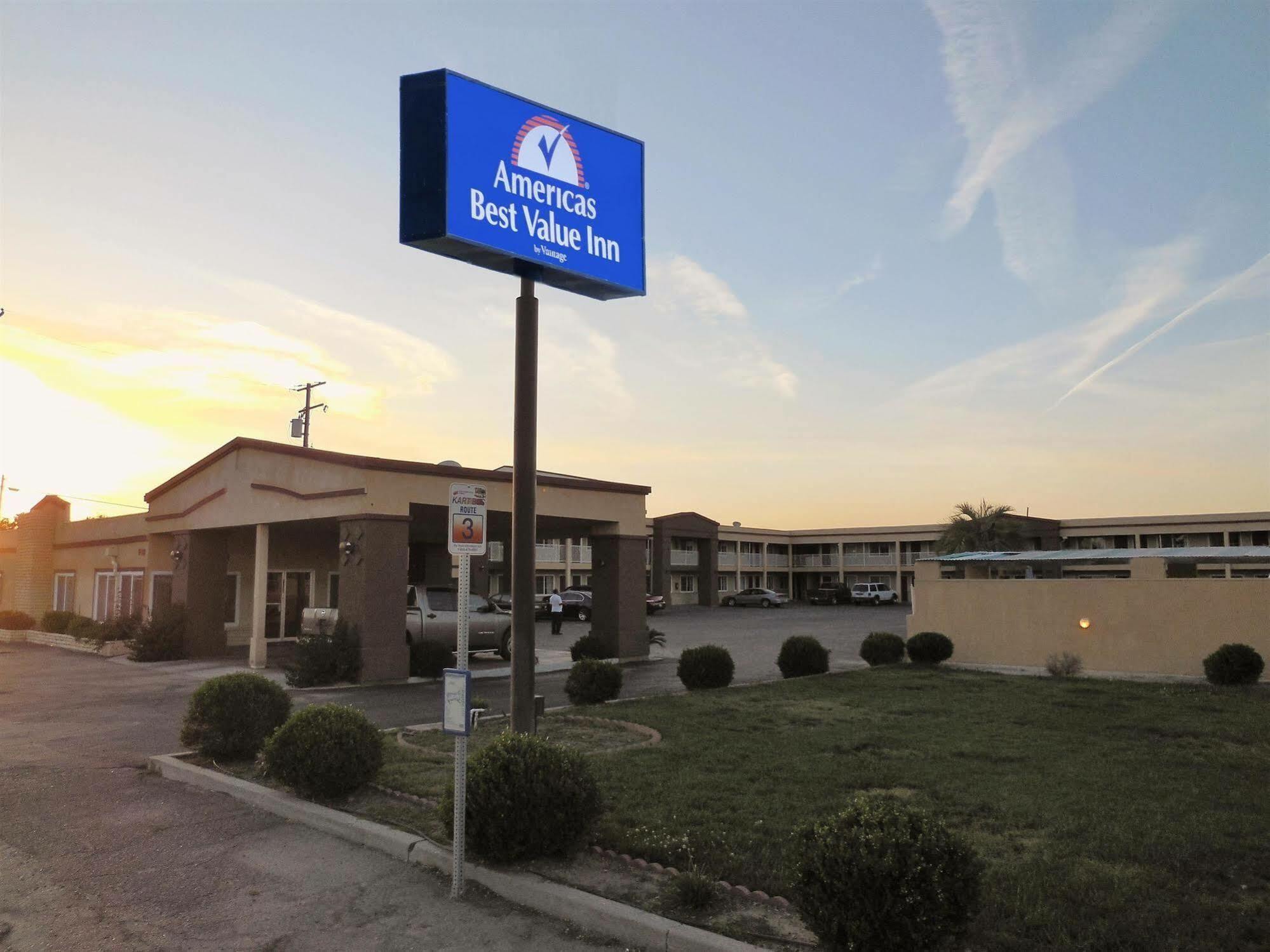 Americas Best Value Inn Hanford Exterior foto